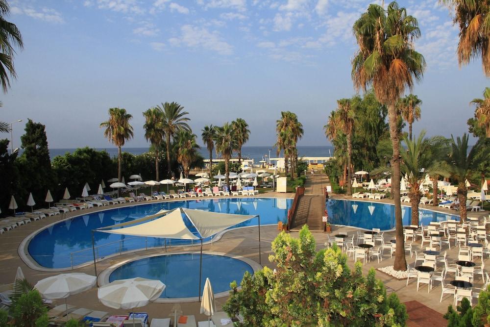 Club Kastalia Holiday Village Konaklı 外观 照片